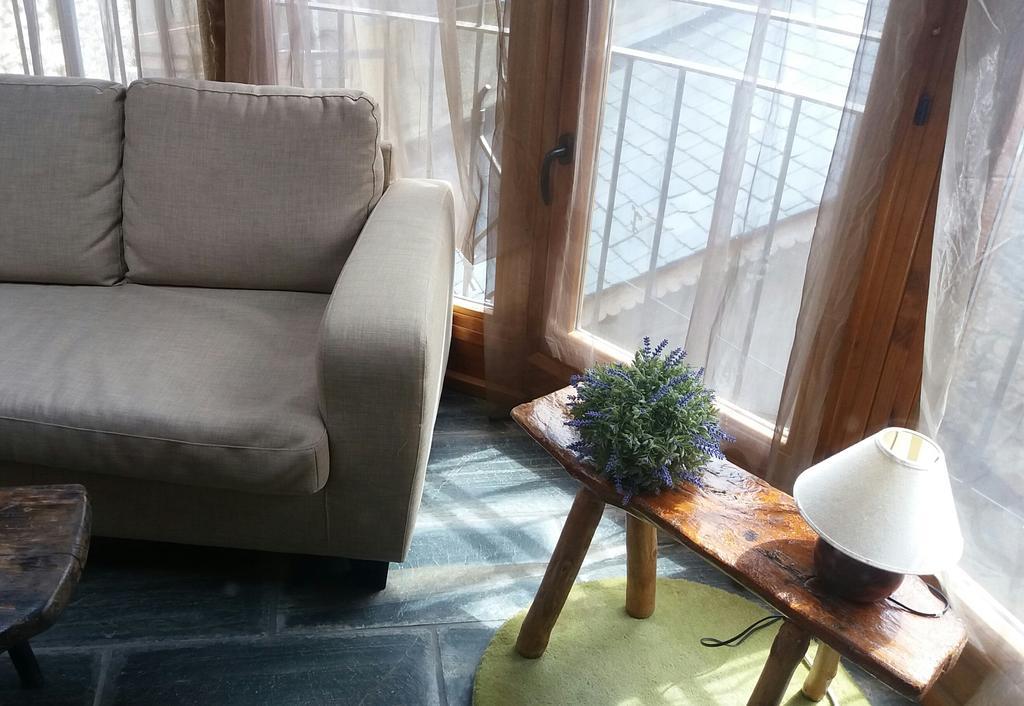 Casa Sastre Pensionat Espuy Eksteriør billede