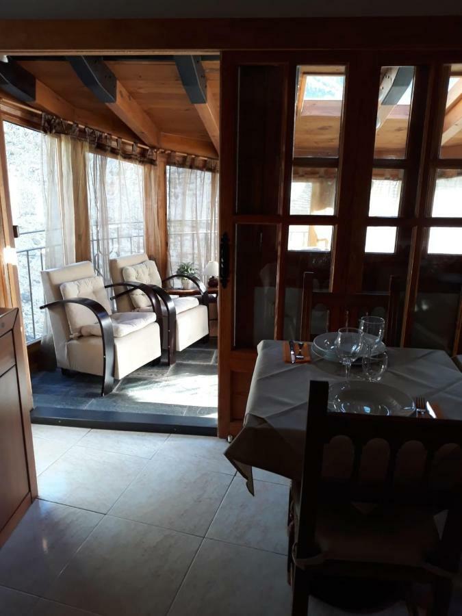 Casa Sastre Pensionat Espuy Eksteriør billede